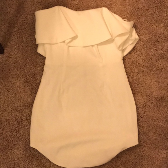 Ivory Strapless Ruffle Dress - Picture 2 of 4